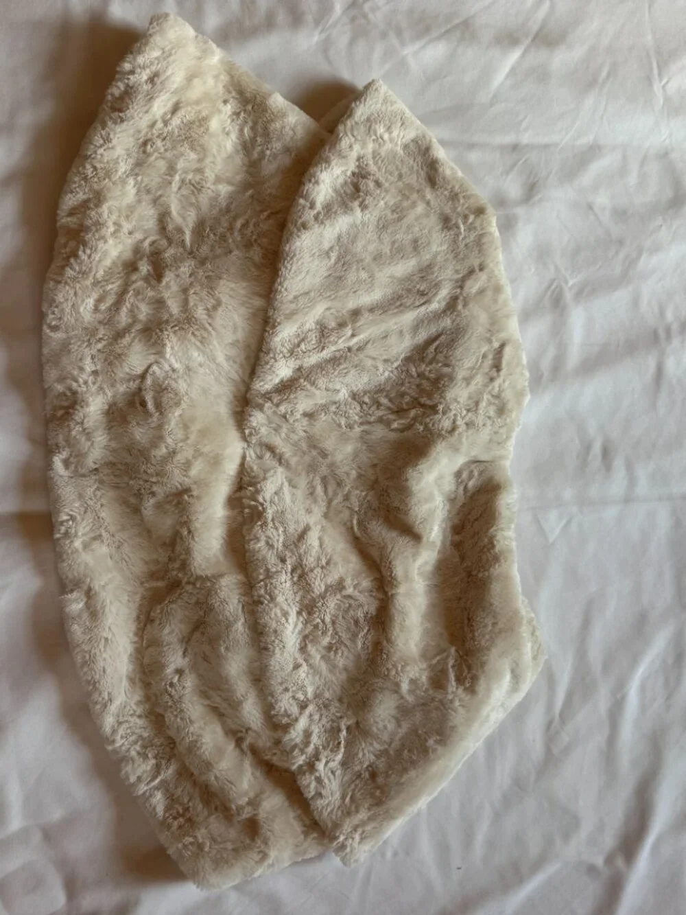Elan Cream Faux Fur Wrap Shawl Size S